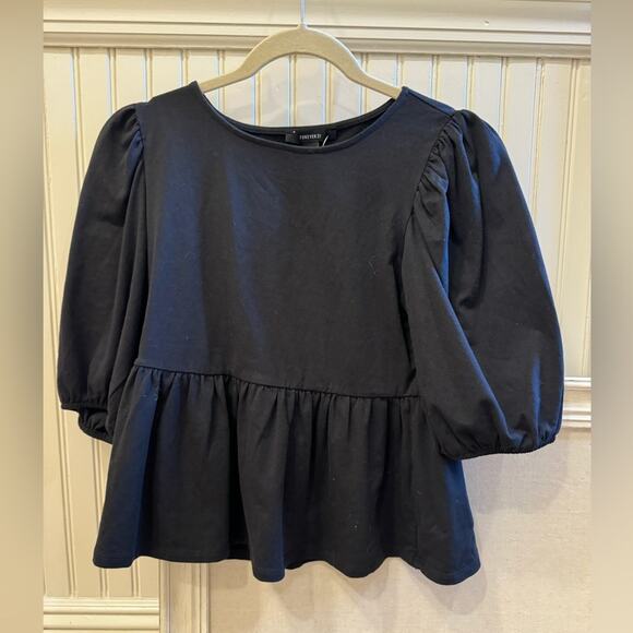 Forever 21 black cropped ruffle peplum style  top with puffed sleeves NWT S - Picture 1 of 10